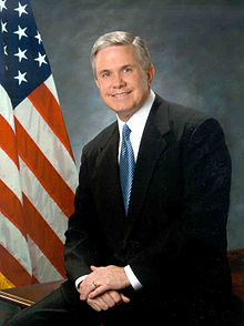 Larry Combest official portrait.jpg