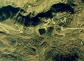 豊平地区御射鹿池周辺の空中写真。1976年撮影。国土交通省 国土地理院 地図・空中写真閲覧サービスの空中写真を基に作成。
