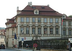 Fürstenberský palác, sídlo velvyslanectví