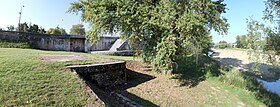 Porte Nord du canal de jonction du Cher à la Loire à Tours, un des derniers vestiges de cet ouvrage.