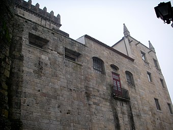 Walls covering the back side of the cathedral.