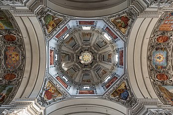 Cúpula da Catedral de Salzburgo, estado federado de Salzburgo, Áustria. (definição 5 785 × 3 857)