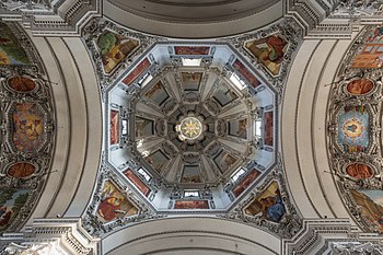 Salzburg Dom Kuppel 01.jpg