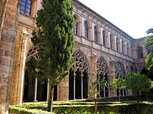 Convent of Sant Domenec, in the city of Valencia. Santdomenec claustre1.jpg