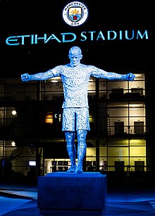 Patung Vincent Kompany - Etihad Stadium