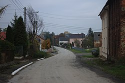 Zawiszyce, silnice