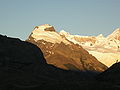 תצפית מאל קונדור אל פסגות ההרים: מימין סרו גראנדה (Cerro Grande) ומשמאל סרו סולו (Cerro Solo)