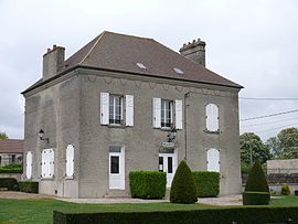 The town hall in Chèvreville