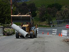 Tubo trasportato con un cavo di sollevamento