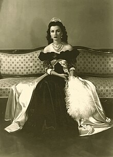 http://upload.wikimedia.org/wikipedia/commons/thumb/6/6e/Fawzia_official.jpg/220px-Fawzia_official.jpg