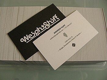 English: Photo of two free business cards