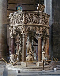 Púlpito da Catedral de Pisa, por Giovanni Pisano (1302–1310)