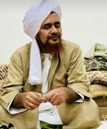 Habib Umar bin Hafiz wearing a muslim turban.