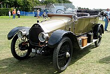 1914 Humber 11 torpedo- note the straight line from the radiator to the rear of the car Humber 11 Torpedo style 1944cc registered April 1914.JPG