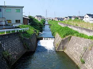 地久子川