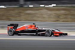 … valamint a 2014-es bahreini nagydíjon, ekkor már a Marussia MR03 volánja mögött