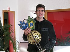 Kaká met de Samba Gold 2008 op Milanello