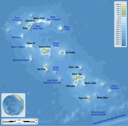 Carte montrant la topographie et la bathymétrie de l'archipel.