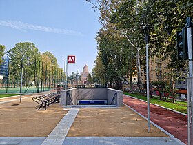 Entrée de la station Argonne.