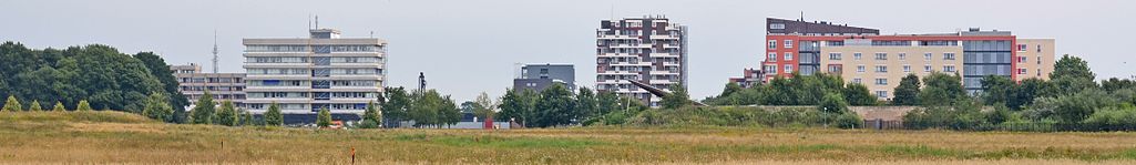 noordelijke skyline van Emmen, aan de rand van het geopark De Hondsrug