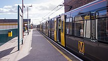 Veículo Classe 994 Metrocar na antiga estação do Tyne and Wear Metro, em Fevereiro de 2015.