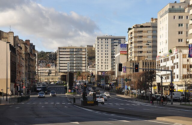 Vista da cidade a partir do Boulevard Henri Sellier.