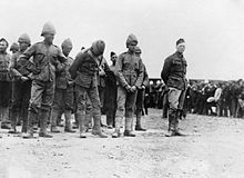 A group of British prisoners, with Winston Churchill on the right The Second Anglo - Boer War, South Africa 1899 - 1902 ZZZ7150D.jpg