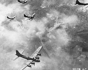 English: Boeing B-17F formation over Schweinfu...