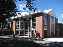 Bedford High School, Bedford MA.jpg