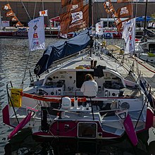 Le cockpit du monocoque vu à quai.