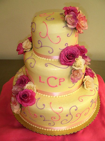 File:Colorful three tiered wedding cake LCP.jpg