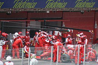 Ferrari pitstop in 2009.