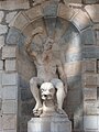 Fontaine de Neptune à Besançon, représentant le dieu sur un dauphin.