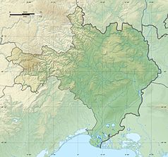 Mapa konturowa Gard, blisko centrum po prawej na dole znajduje się punkt z opisem „Nîmes”