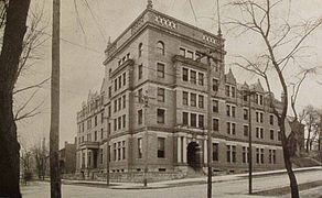 Hays Hall at Washington & Jefferson College, built from 1901 to 1903 (demolished in 1994).
