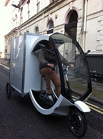 A modern electric cargo trike in use in London, with a payload of up to 250 kg (550 lb)