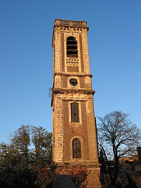 Ce qui reste de l'ancienne abbaye du Val des Écoliers de Mons : la tour de l'abbatiale.