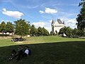 Zonontwijkende buurtbewoners in het Hallepoortpark