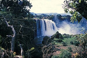 river nile waterfalls