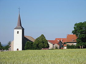 Le Centre au milieu des champs