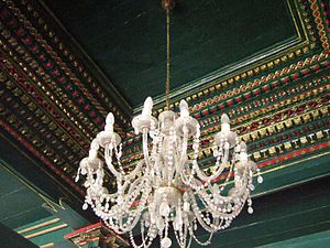 Download this Chandelier Keraton Kasepuhan picture