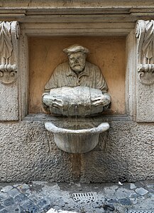Fontana del Facchino, via Lata.