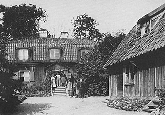 Hedbergs malmgård med Källman på trappan, 1907.