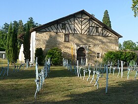 Façade de l'ancien templede Labastide-d'Armagnac