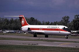 Un McDonnell Douglas DC-9-32 con la livrea 1960.