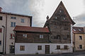 Obere Stadtmauer 17, ein Teil der Stadtmauer mit Turm[3][4]