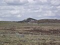 Le pic vu du sud-ouest depuis les landes du plateau de l'Aubrac.