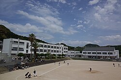 佐世保市立東明中学校