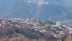 Sauze d'Oulx panorama.JPG