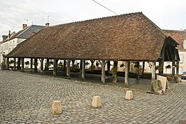 Sainte-Sévère-sur-Indre, halle